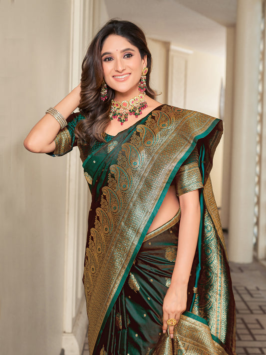 Woven Banarasi Jacquard, Satin Silk Blend Saree With Unstitched Blouse (Green)
