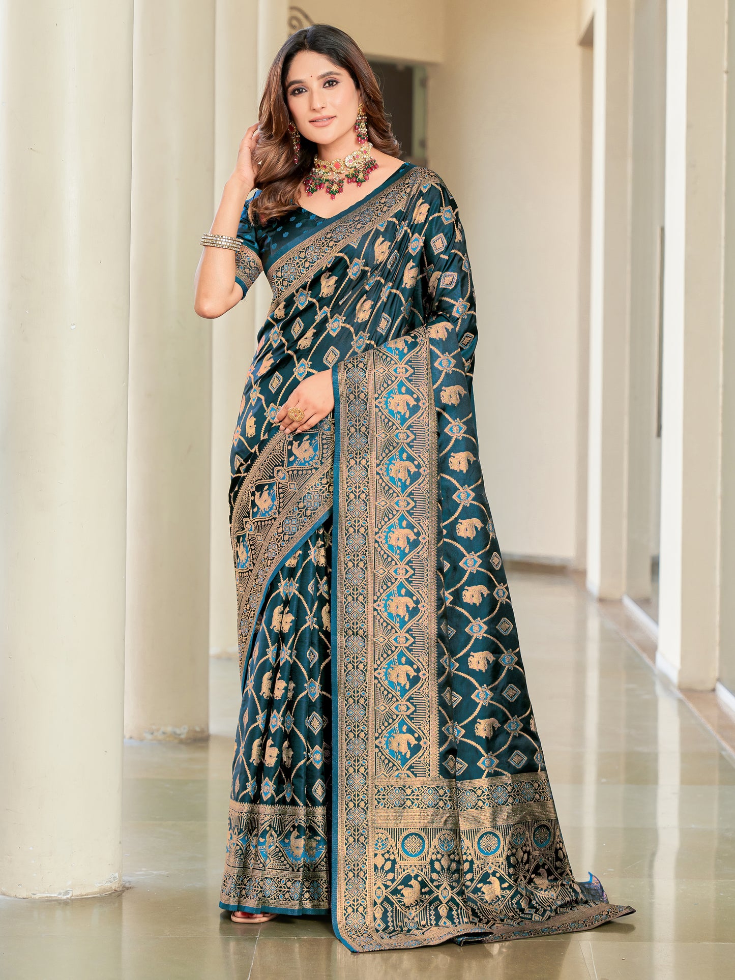 Woven Banarasi Jacquard, Satin Silk Blend Saree With Unstitched Blouse (Firozi)