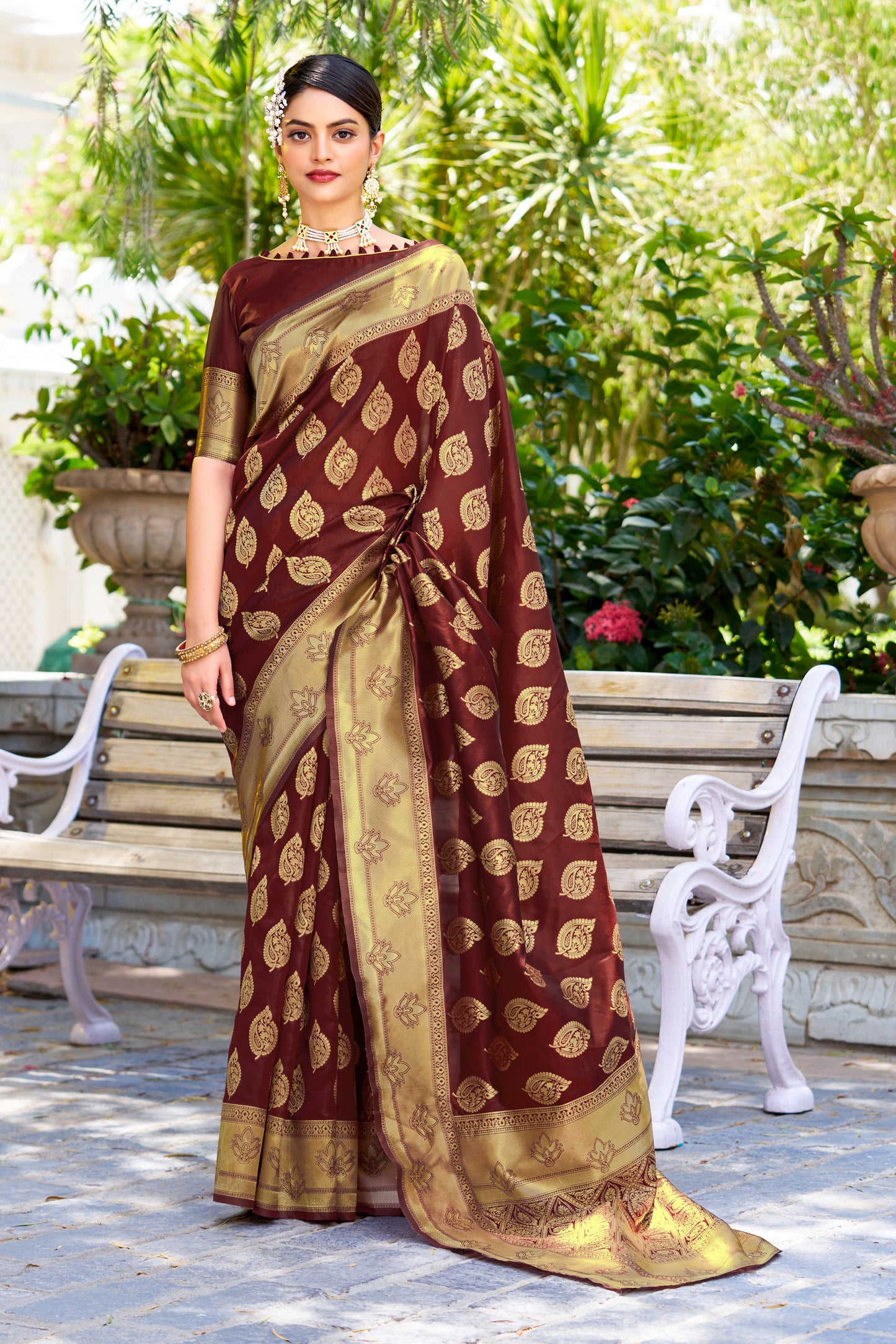 Woven Banarasi Jacquard, Silk Blend Saree With Unstitched Blouse (Maroon)