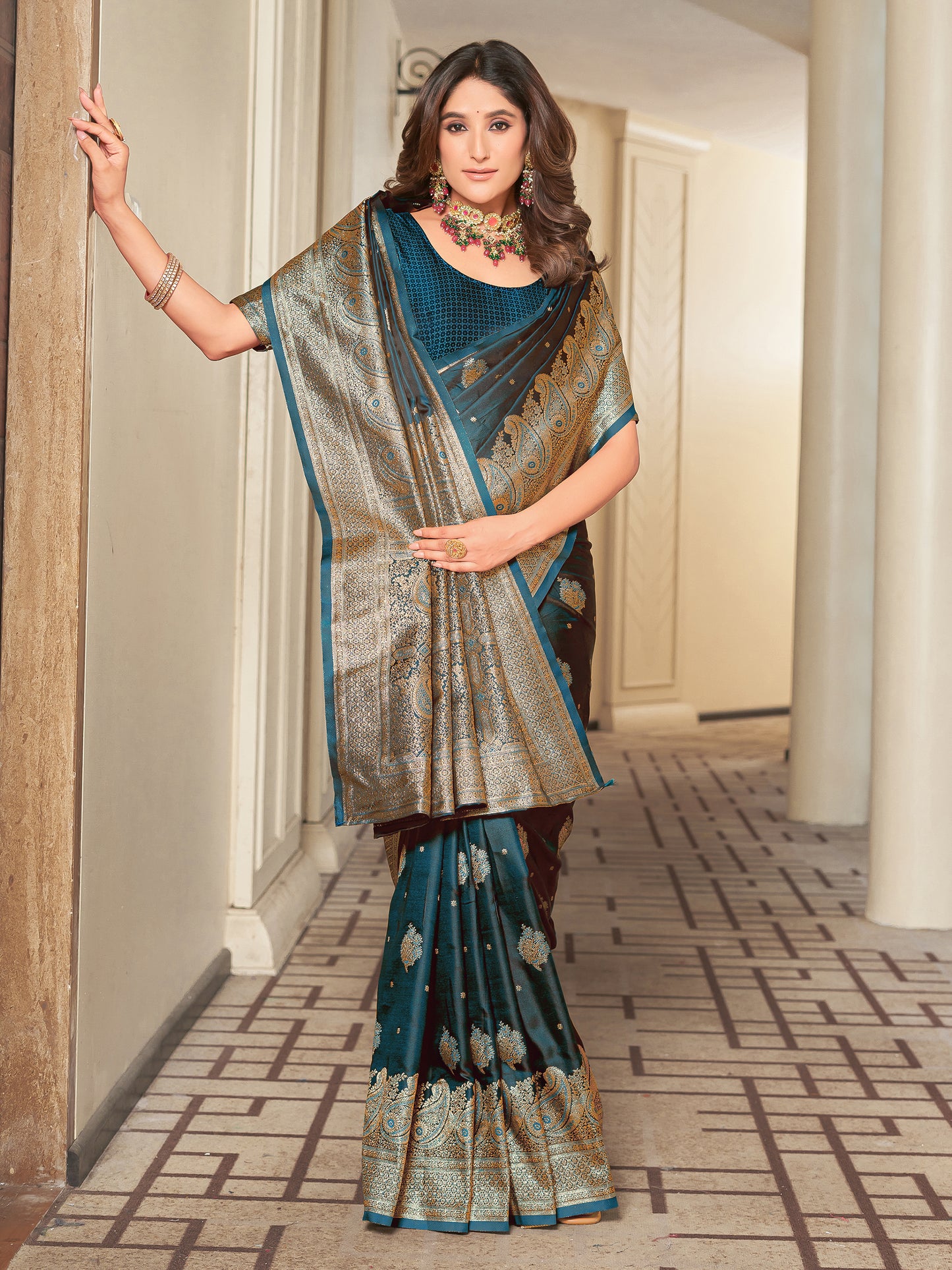 Woven Banarasi Jacquard, Satin Silk Blend Saree With Unstitched Blouse (Firozi)