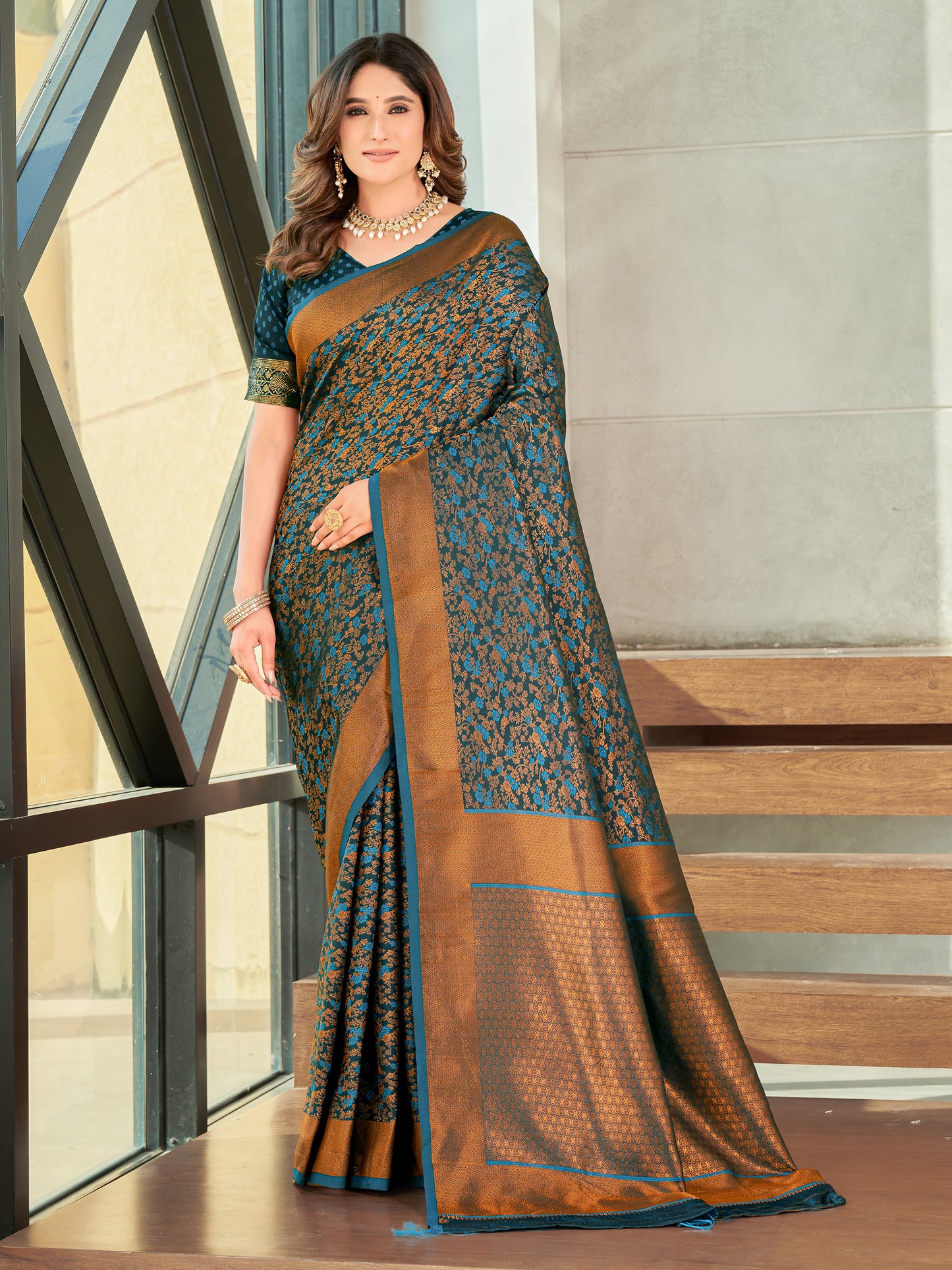Woven Banarasi Jacquard, Satin Silk Blend Saree With Unstitched Blouse (Firozi)