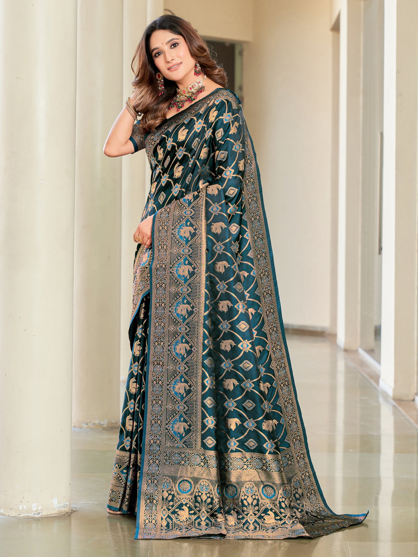 Woven Banarasi Jacquard, Satin Silk Blend Saree With Unstitched Blouse (Firozi)