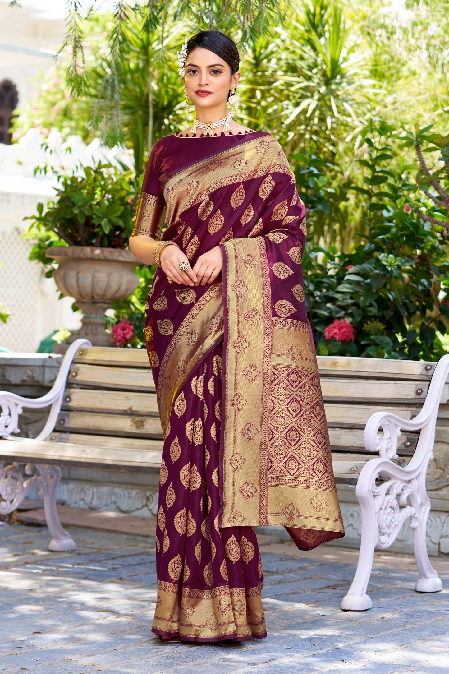 Woven Banarasi Jacquard, Silk Blend Saree With Unstitched Blouse (Wine)