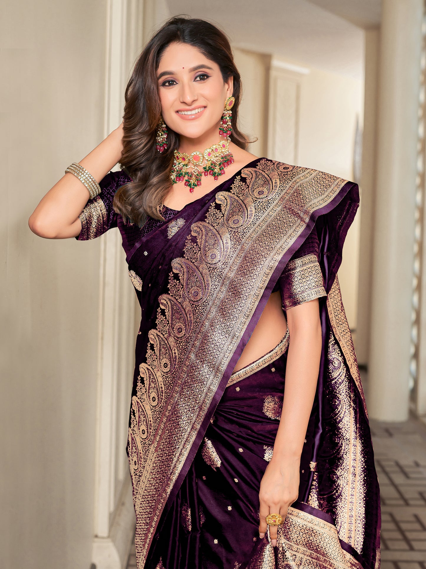 Woven Banarasi Jacquard, Satin Silk Blend Saree With Unstitched Blouse (Wine)