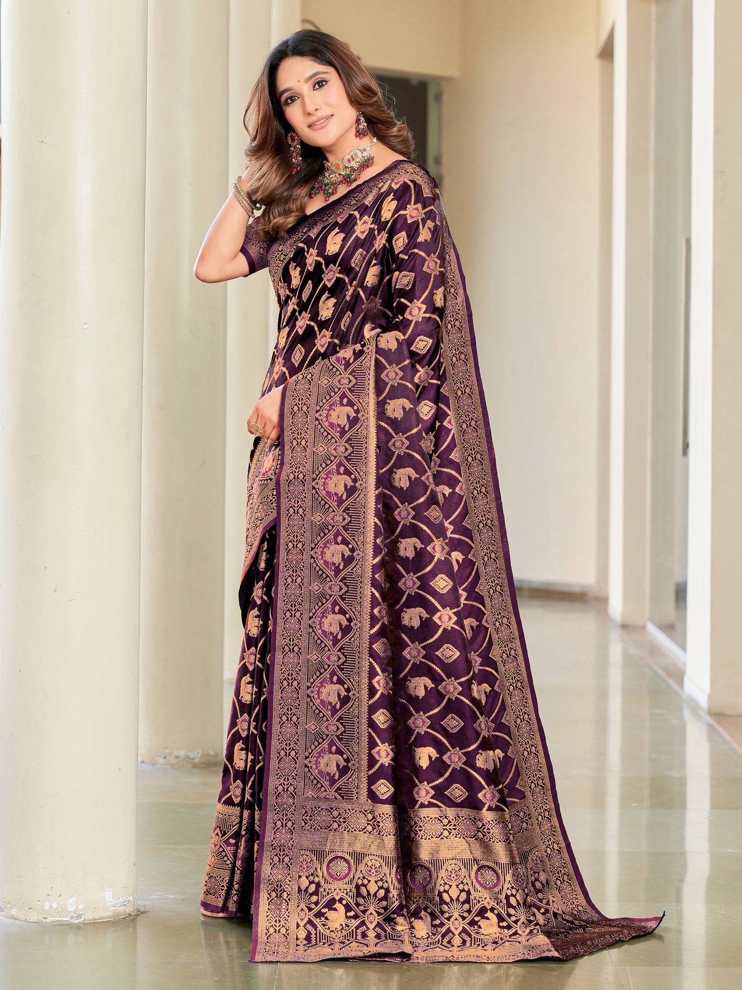 Woven Banarasi Jacquard, Satin Silk Blend Saree With Unstitched Blouse (Wine)