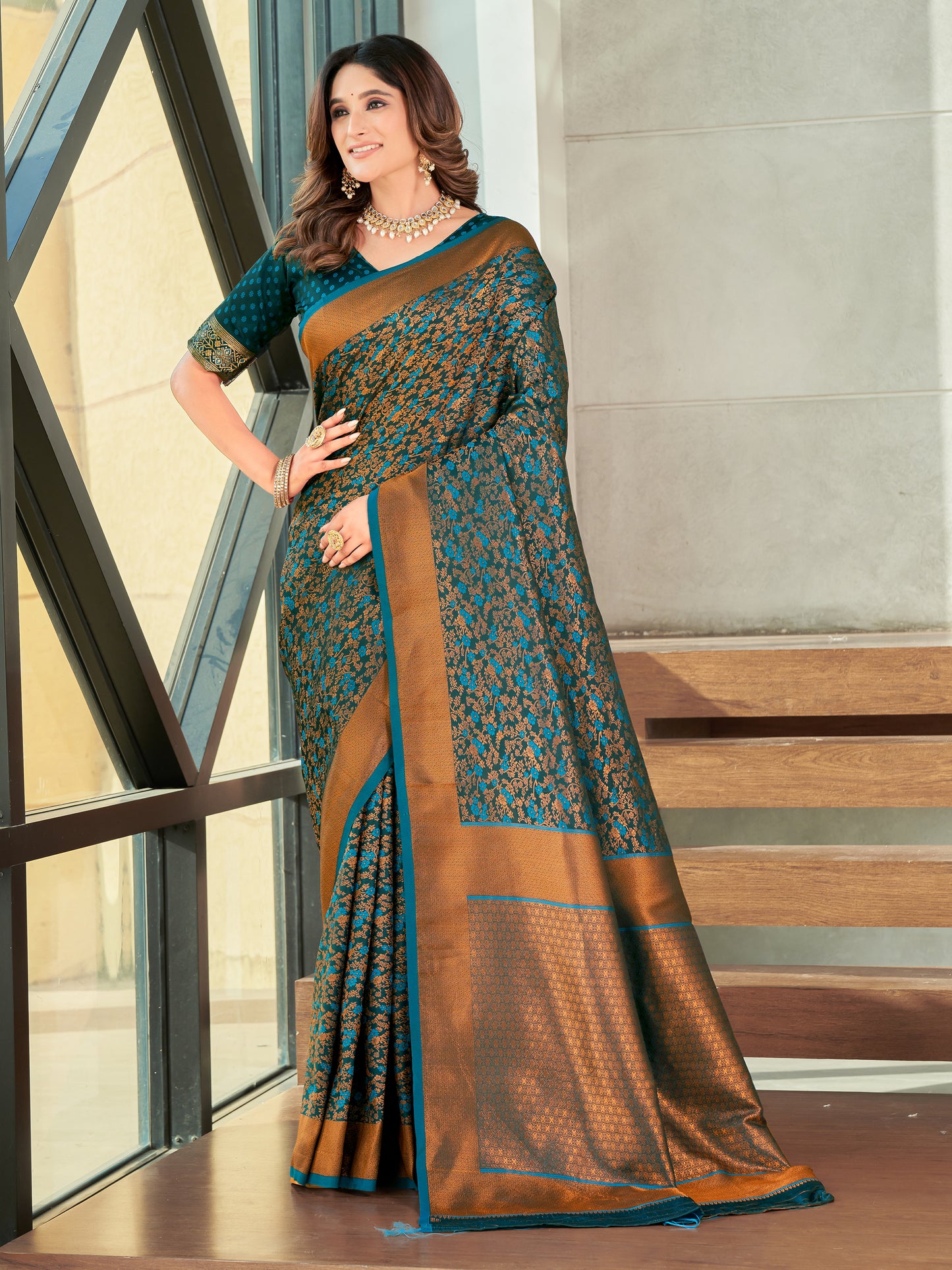 Woven Banarasi Jacquard, Satin Silk Blend Saree With Unstitched Blouse (Firozi)