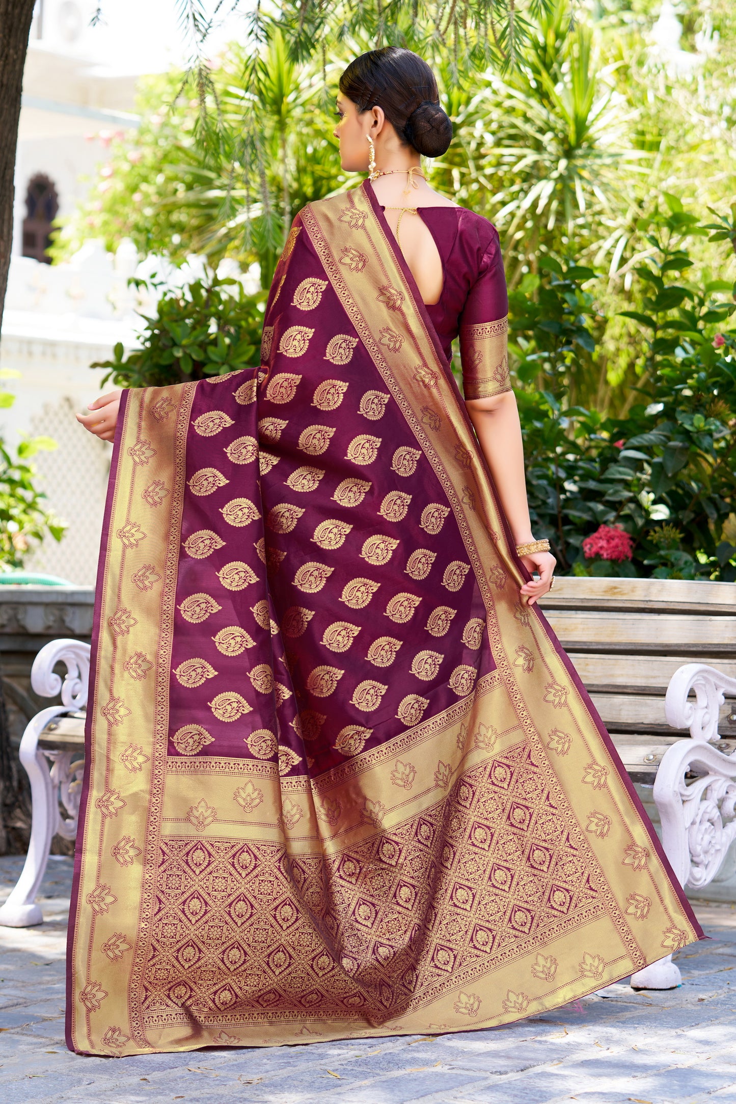 Woven Banarasi Jacquard, Silk Blend Saree With Unstitched Blouse (Wine)