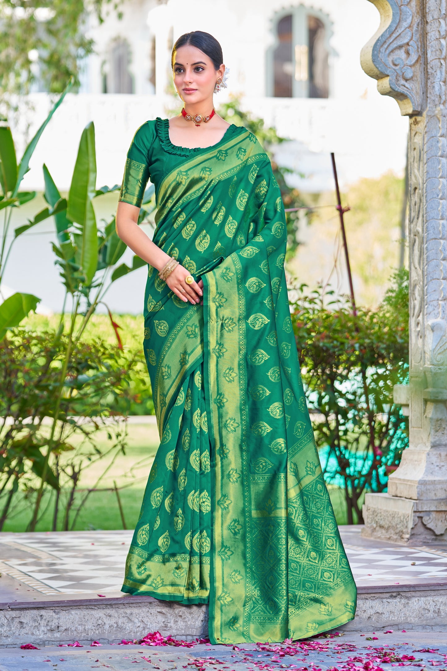 Woven Banarasi Jacquard, Silk Blend Saree With Unstitched Blouse (Rama Green)