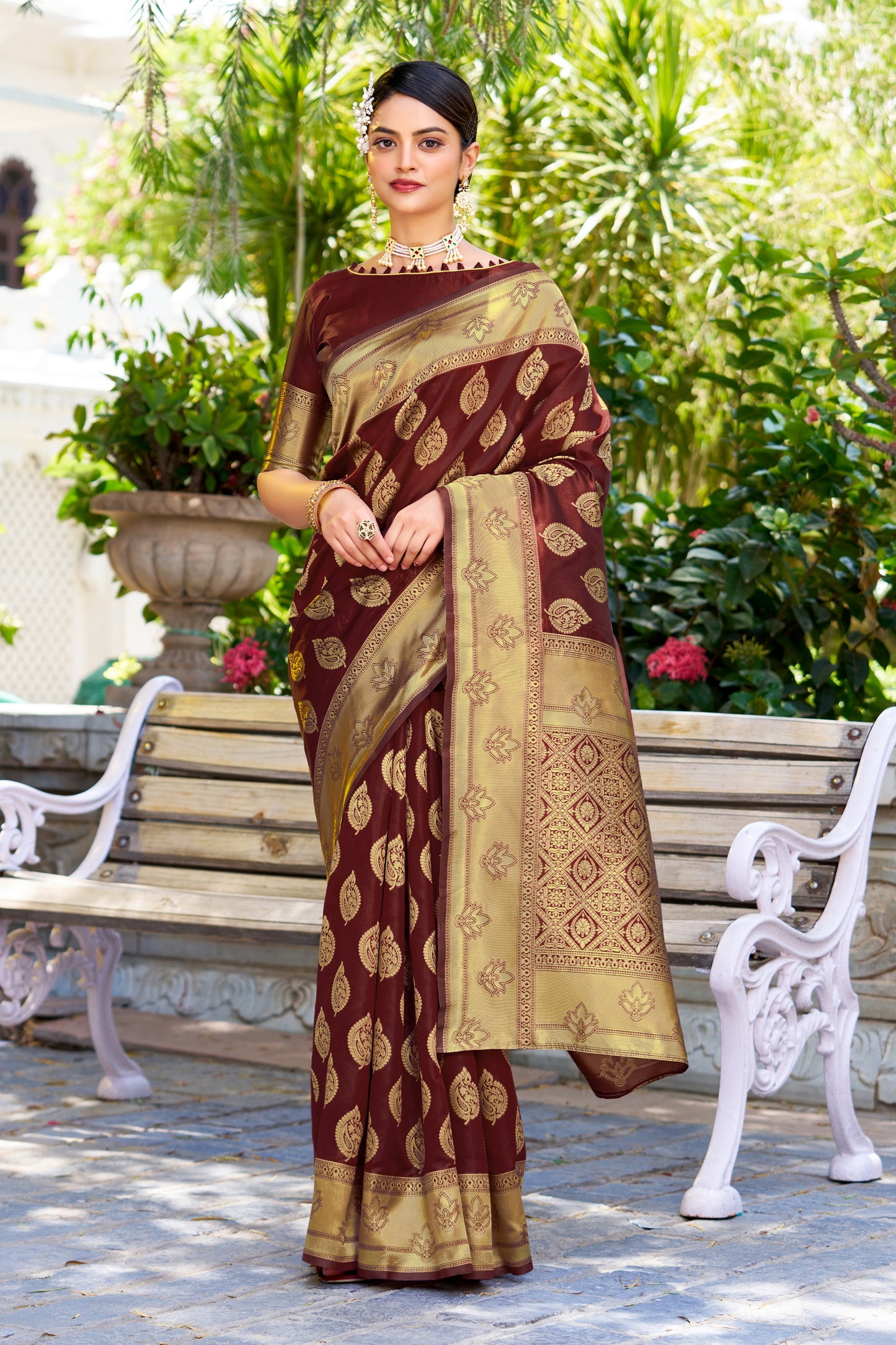 Woven Banarasi Jacquard, Silk Blend Saree With Unstitched Blouse (Maroon)
