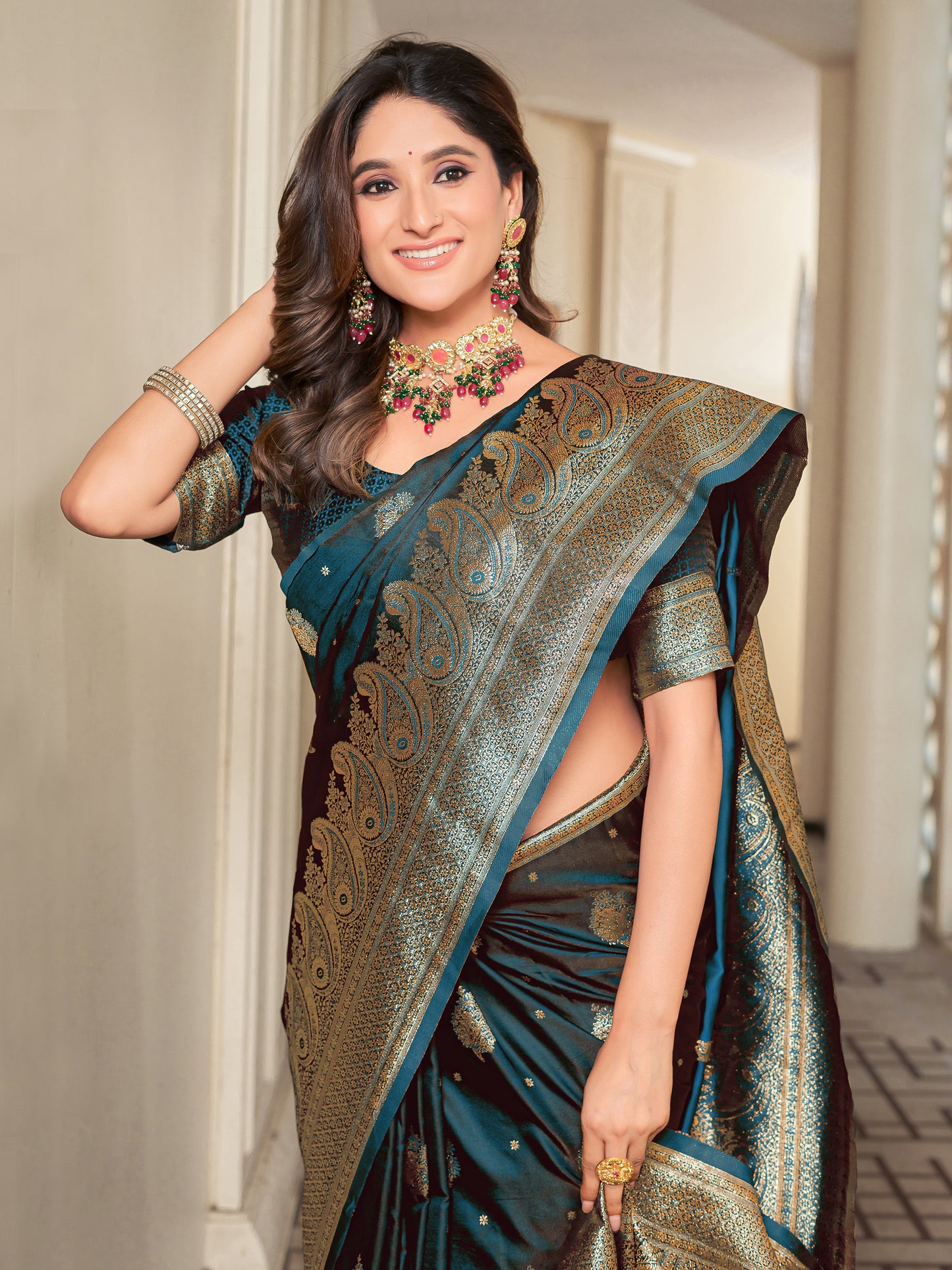 Woven Banarasi Jacquard, Satin Silk Blend Saree With Unstitched Blouse (Firozi)