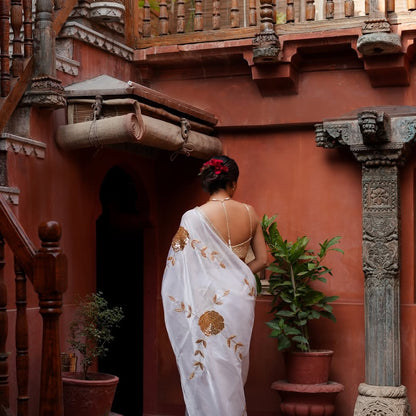 Elegant White Rangoli Silk Blend Saree with Embellished Border & Unstitched Blouse